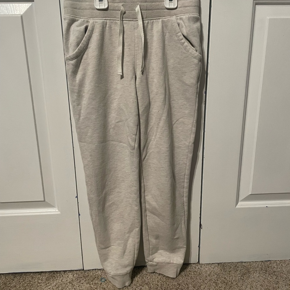 Cat & Jack Light Gray Kids Casual Bottoms